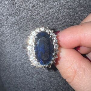 Elegant Blue and Silver Women's Ring
